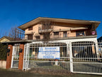 BIFAMILIARE IN VENDITA AI CONFINI DI AVIGLIANA CON TERRAZZO E GIARDINO PRIVATO