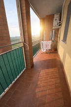 APPARTAMENTO LUMINOSO IN VENDITA A BORGARO TORINESE CON TERRAZZO