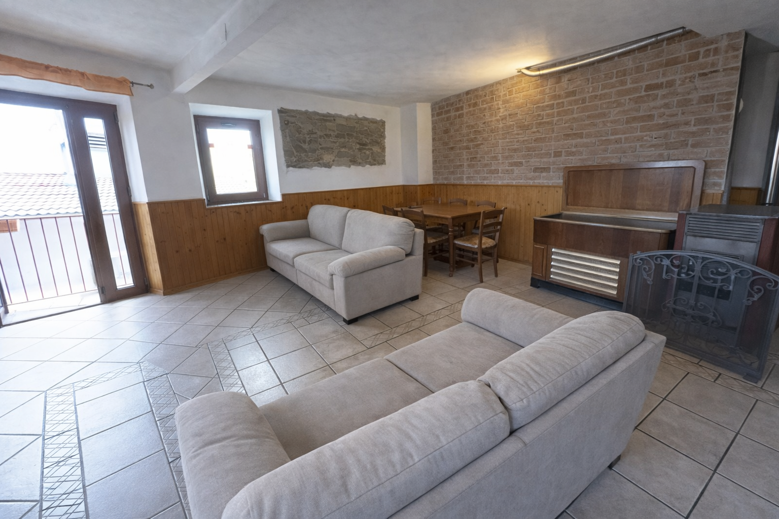 CASA SEMINDIPENDENTE GIAVENO