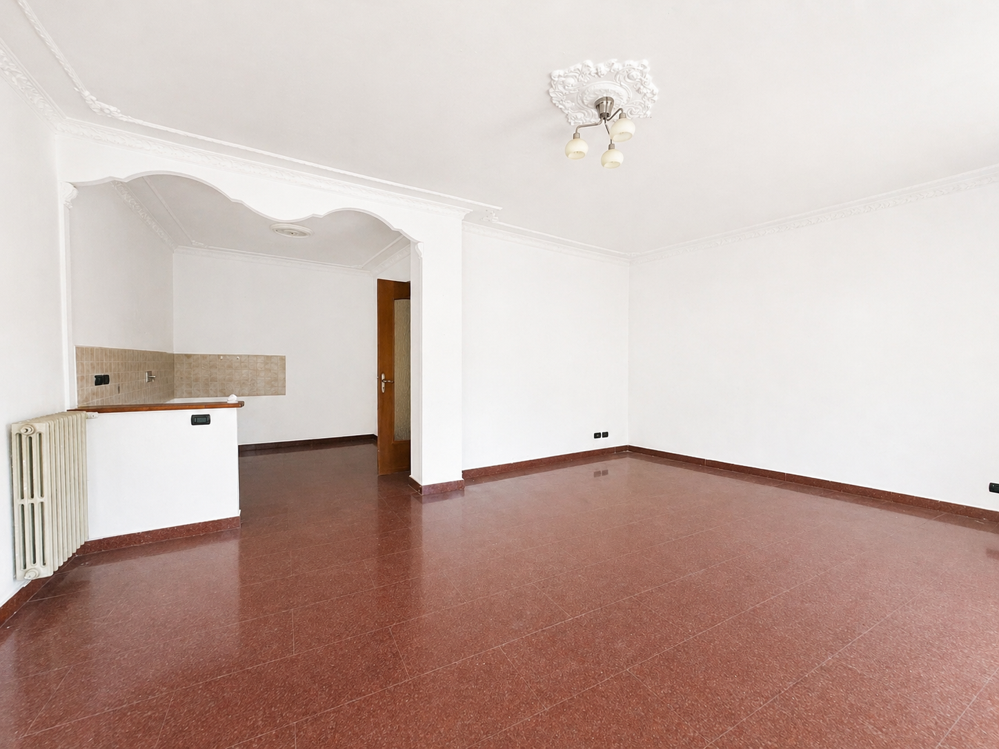 TRILOCALE CON TERRAZZO E BOX A CAPRIE