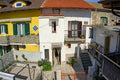 CASA RISTRUTTURATA IN VENDITA CON CORTILE PRIVATO E ARREDO INCLUSO