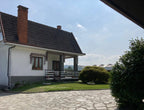 VILLA INDIPENDENTE IN VENDITA A SANT’AMBROGIO DI TORINO CON GIARDINO PRIVATO