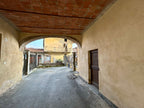 CASA SEMINDIPENDENTE IN AFFITTO A SANT’AMBROGIO CON CORTE ESCLUSIVA