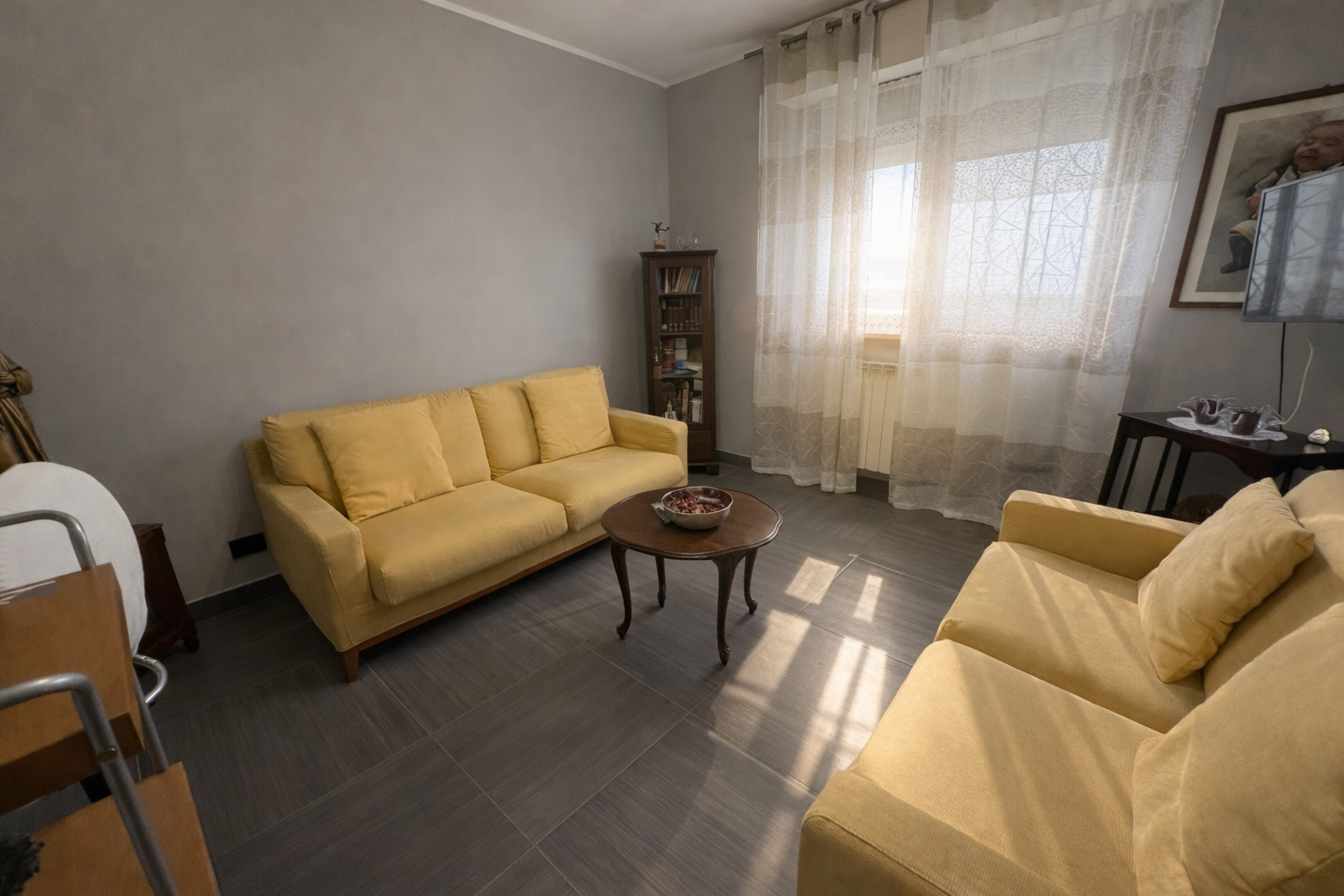 APPARTAMENTO LUMINOSO IN VENDITA A BORGARO TORINESE CON TERRAZZO