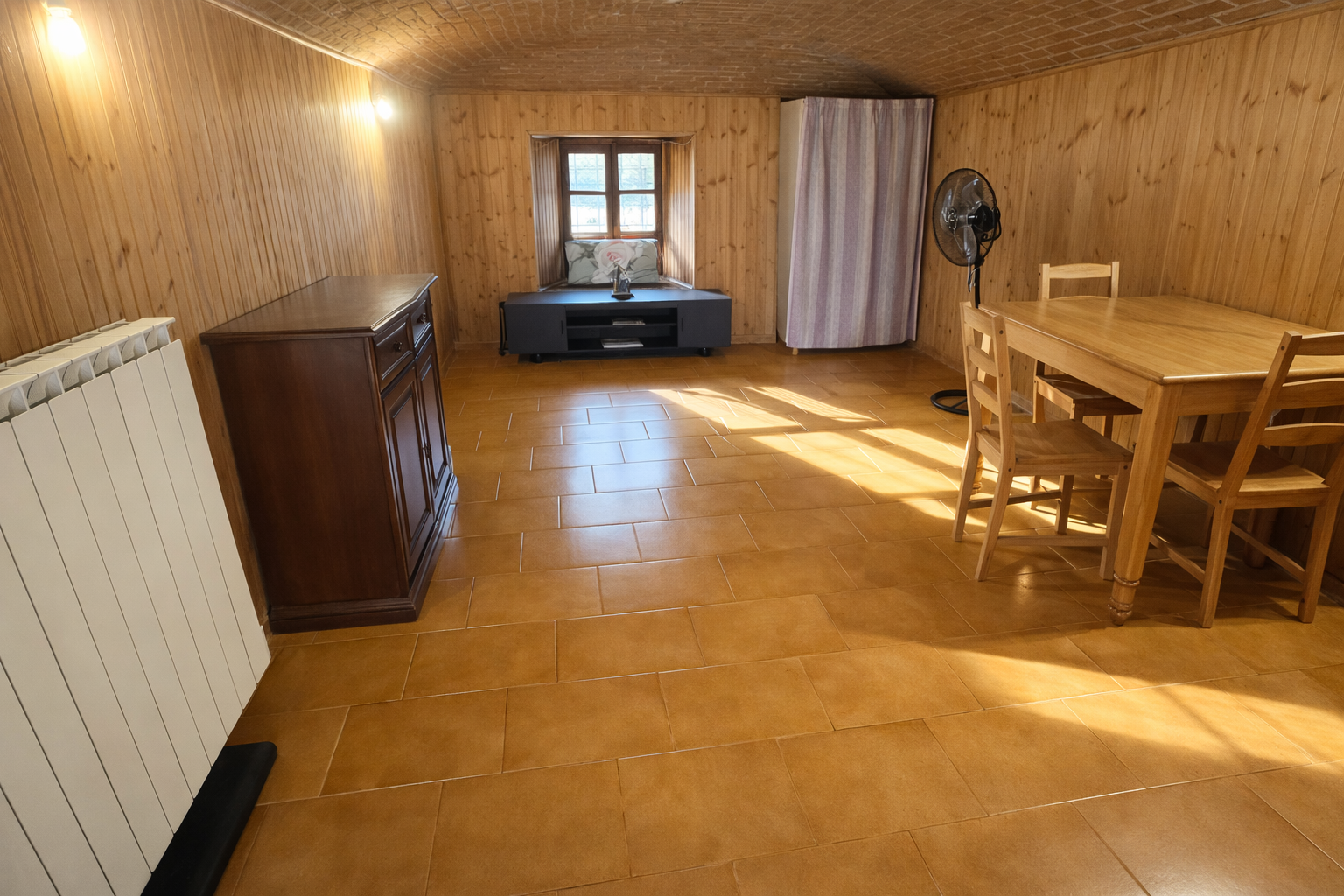 CASA SEMINDIPENDENTE IN VENDITA A SANT’AMBROGIO
