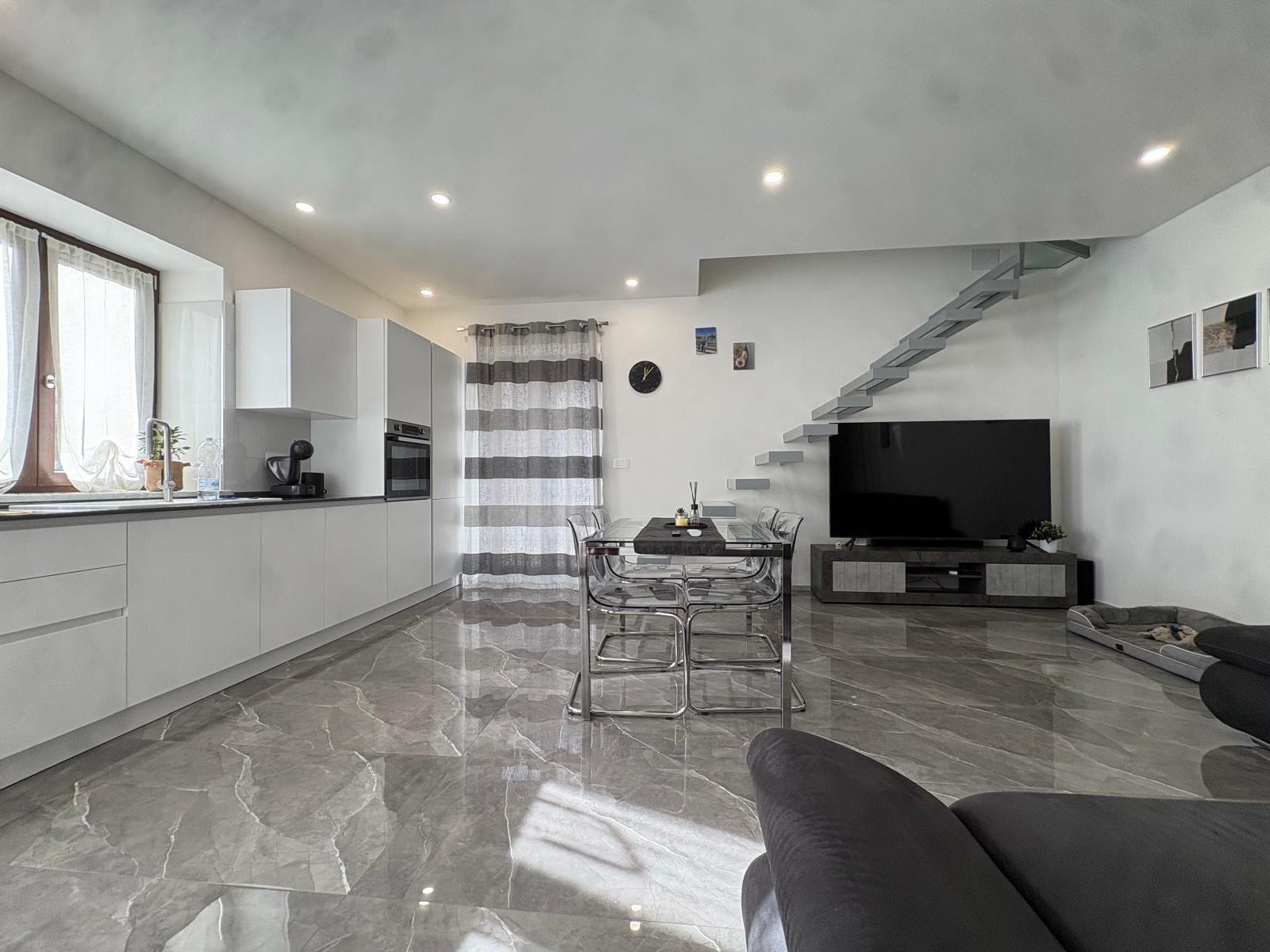 CASA INDIPENDENTE RISTRUTTURATA IN VENDITA A SANT’AMBROGIO DI TORINO