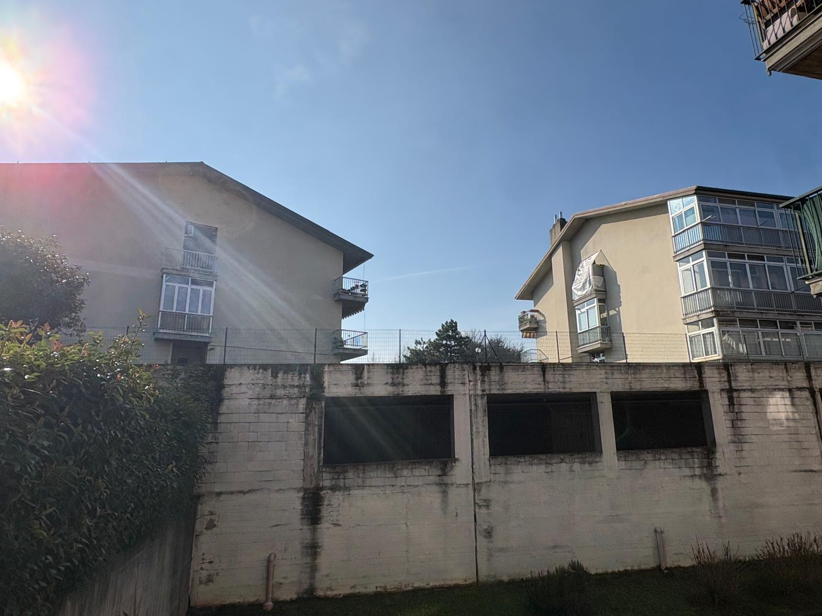 TRILOCALE IN VENDITA A PIANEZZA CON GIARDINO ESCLUSIVO