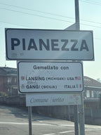 TRILOCALE IN VENDITA A PIANEZZA CON GIARDINO ESCLUSIVO