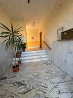 QUADRILOCALE IN VENDITA A SANT’AMBROGIO CON BOX E CANTINA