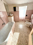 CASA INDIPENDENTE IN VENDITA A SANT'AMBROGIO DI TORINO CON TERRAZZO E GIARDINO
