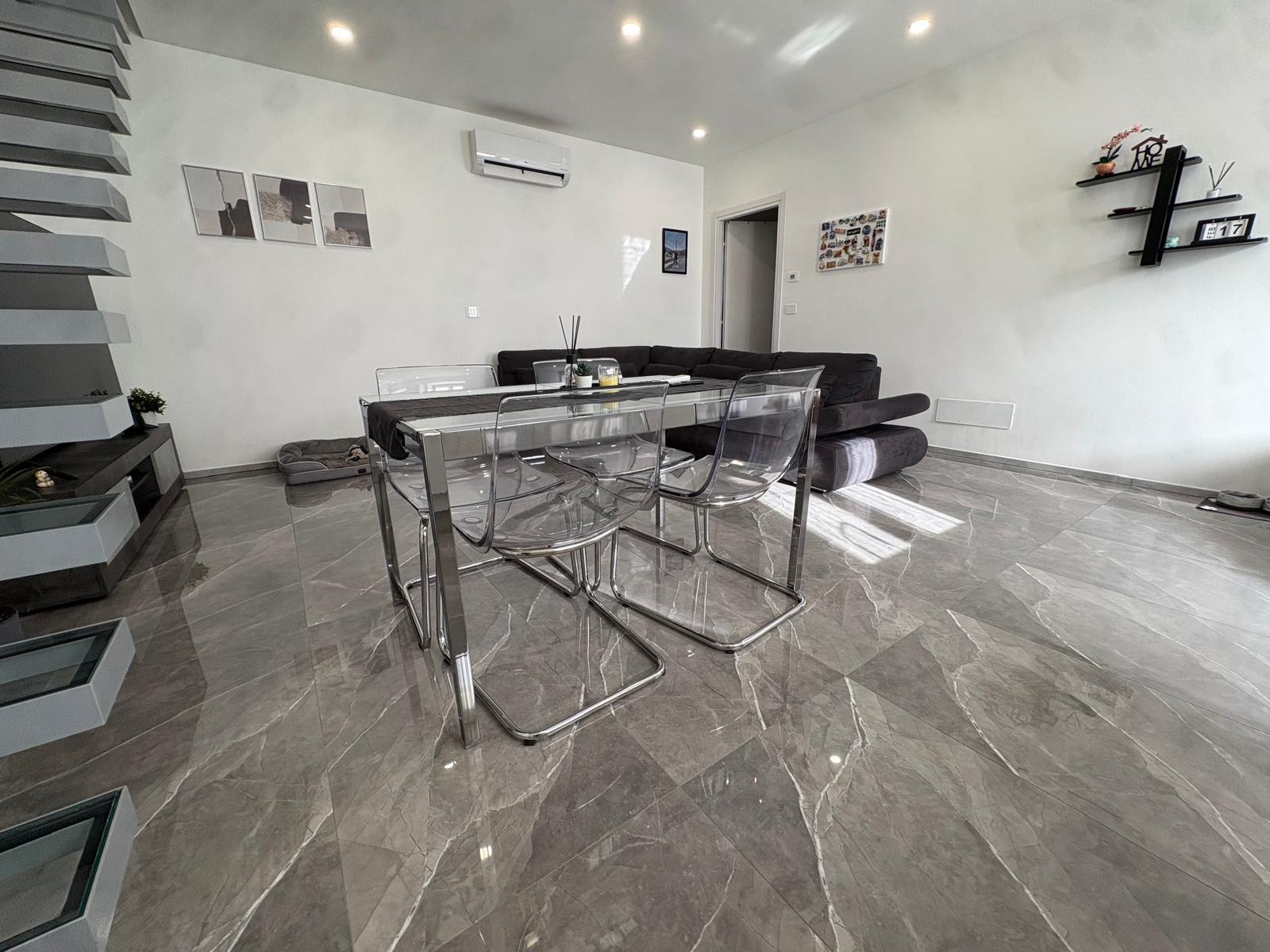 CASA INDIPENDENTE RISTRUTTURATA IN VENDITA A SANT’AMBROGIO DI TORINO