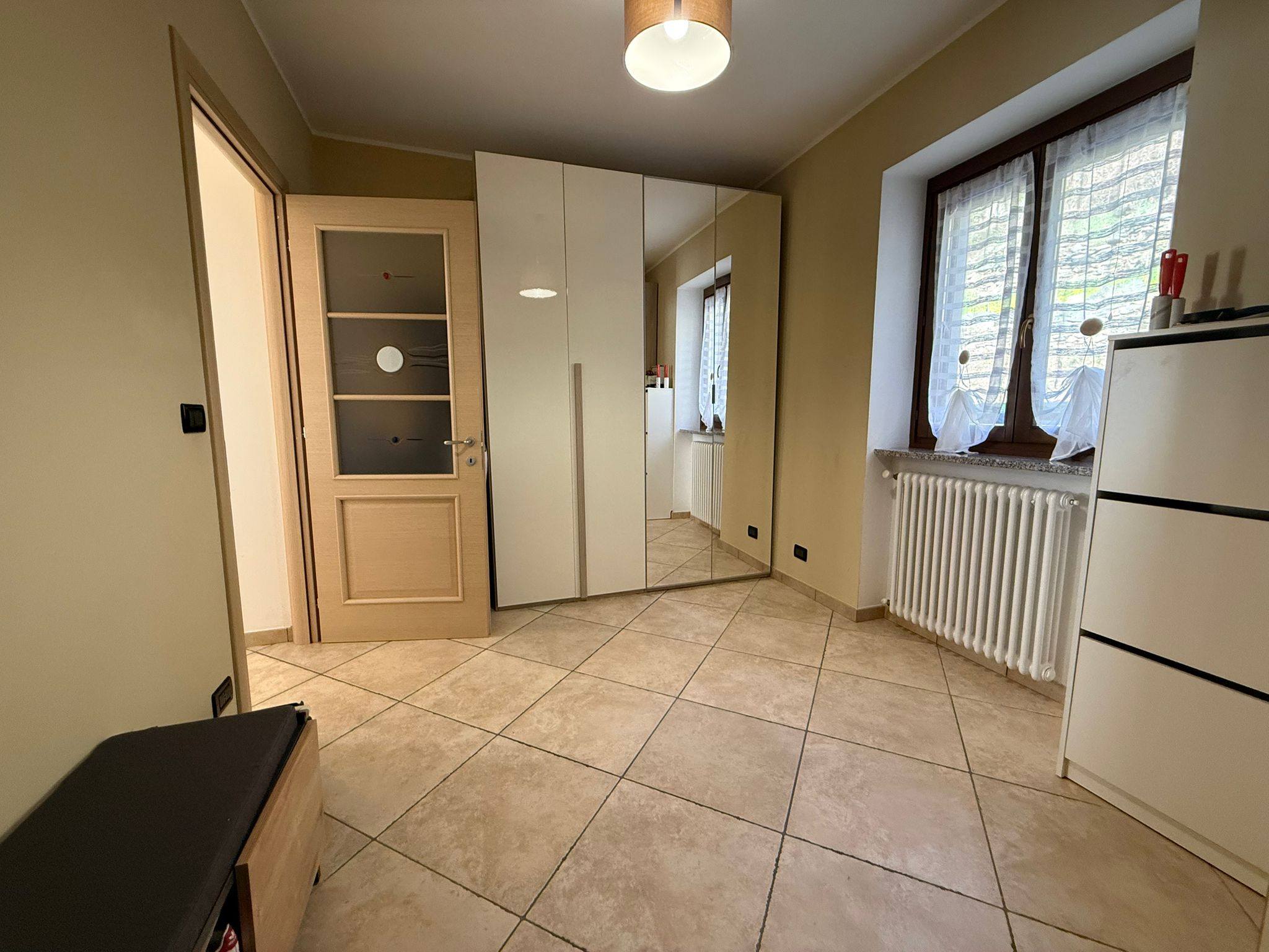 APPARTAMENTO IN VENDITA A CAPRIE CON TERRAZZO E BOX AUTO