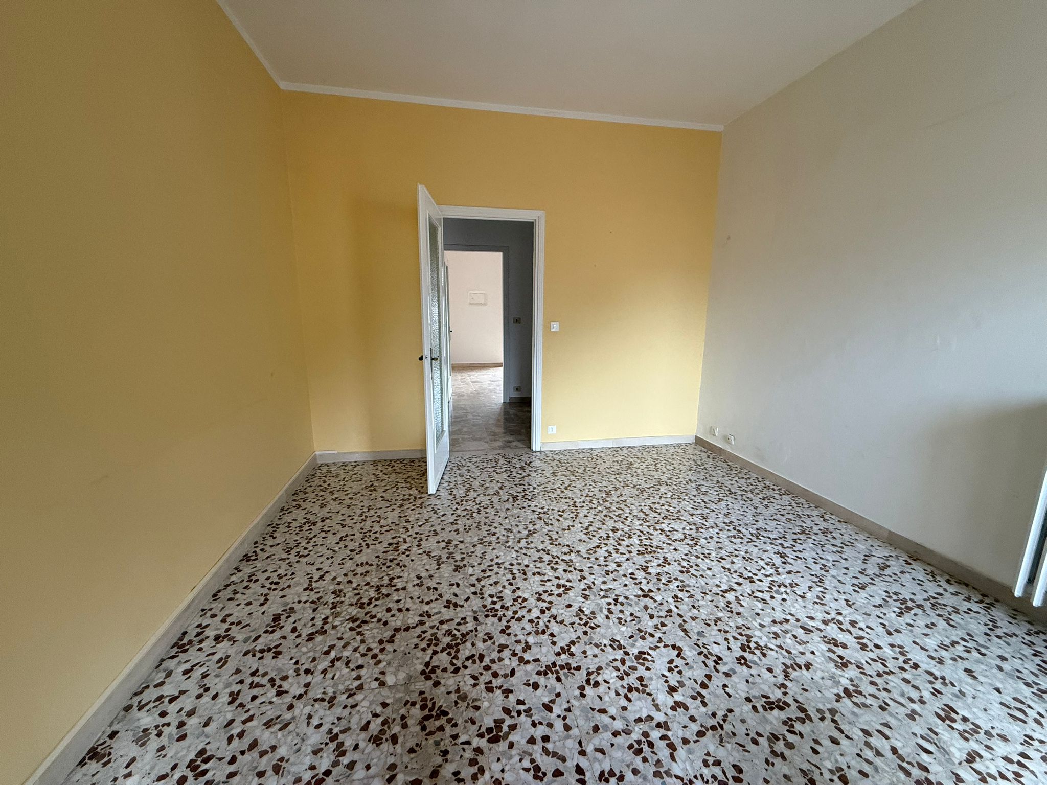 BILOCALE IN AFFITTO A SANT'AMBROGIO DI TORINO CON BOX E POSTO AUTO