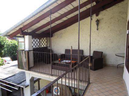 CASA SEMINDIPENDENTE IN AFFITTO A SANT’AMBROGIO CON CORTE ESCLUSIVA