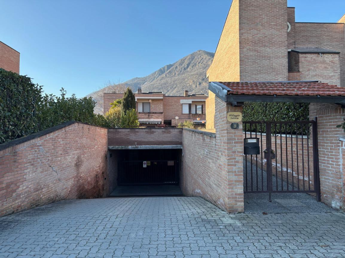MAGAZZINO IN VENDITA A SANT’AMBROGIO DI TORINO DI 40 MQ