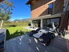 PORZIONE DI VILLA IN VENDITA A SANT’AMBROGIO CON GIARDINO E PISCINA