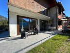 PORZIONE DI VILLA IN VENDITA A SANT’AMBROGIO CON GIARDINO E PISCINA